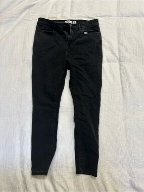 Serra Black Women's Skinny Jeans